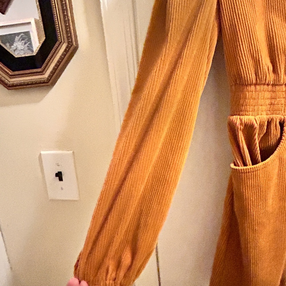 Women's Corduroy Zipper Dress - Picture 5 of 6